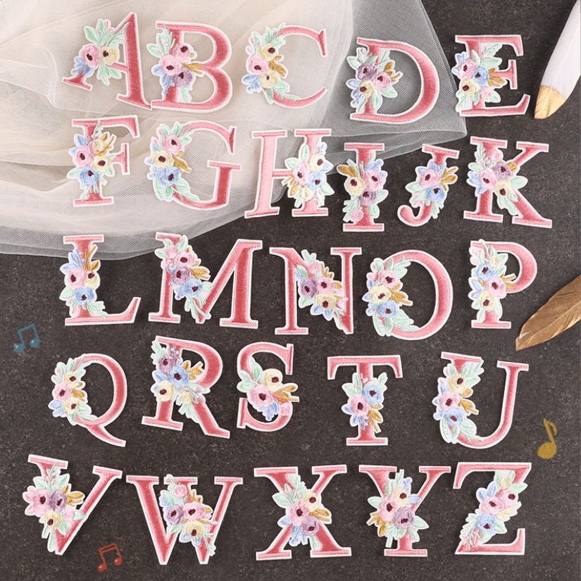 10 Pcs Pink Flowers Alphabet E - огляд і ціна Sewing Id