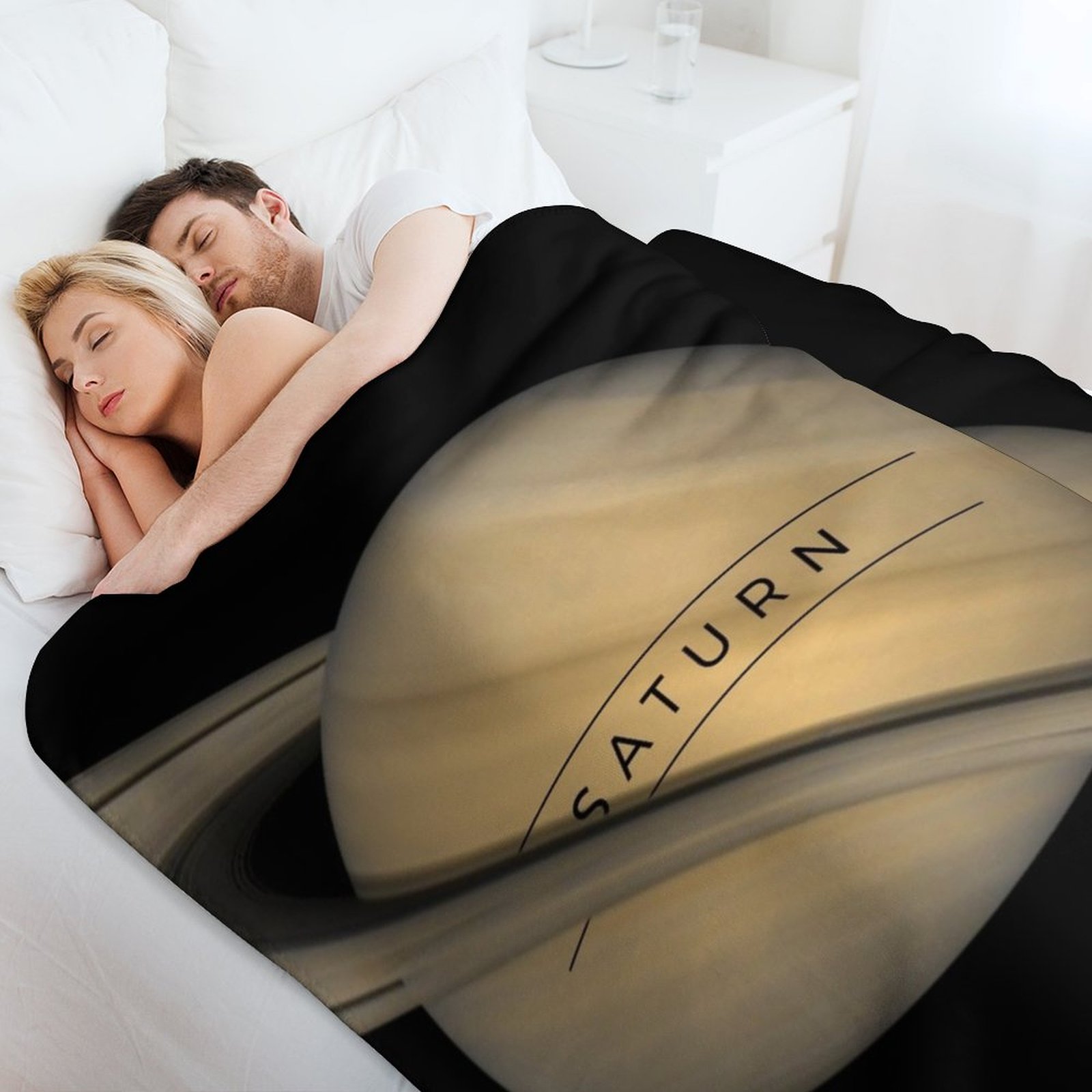 Saturn -- Planets Moons Solar  - огляд і ціна Fabric Weight Set